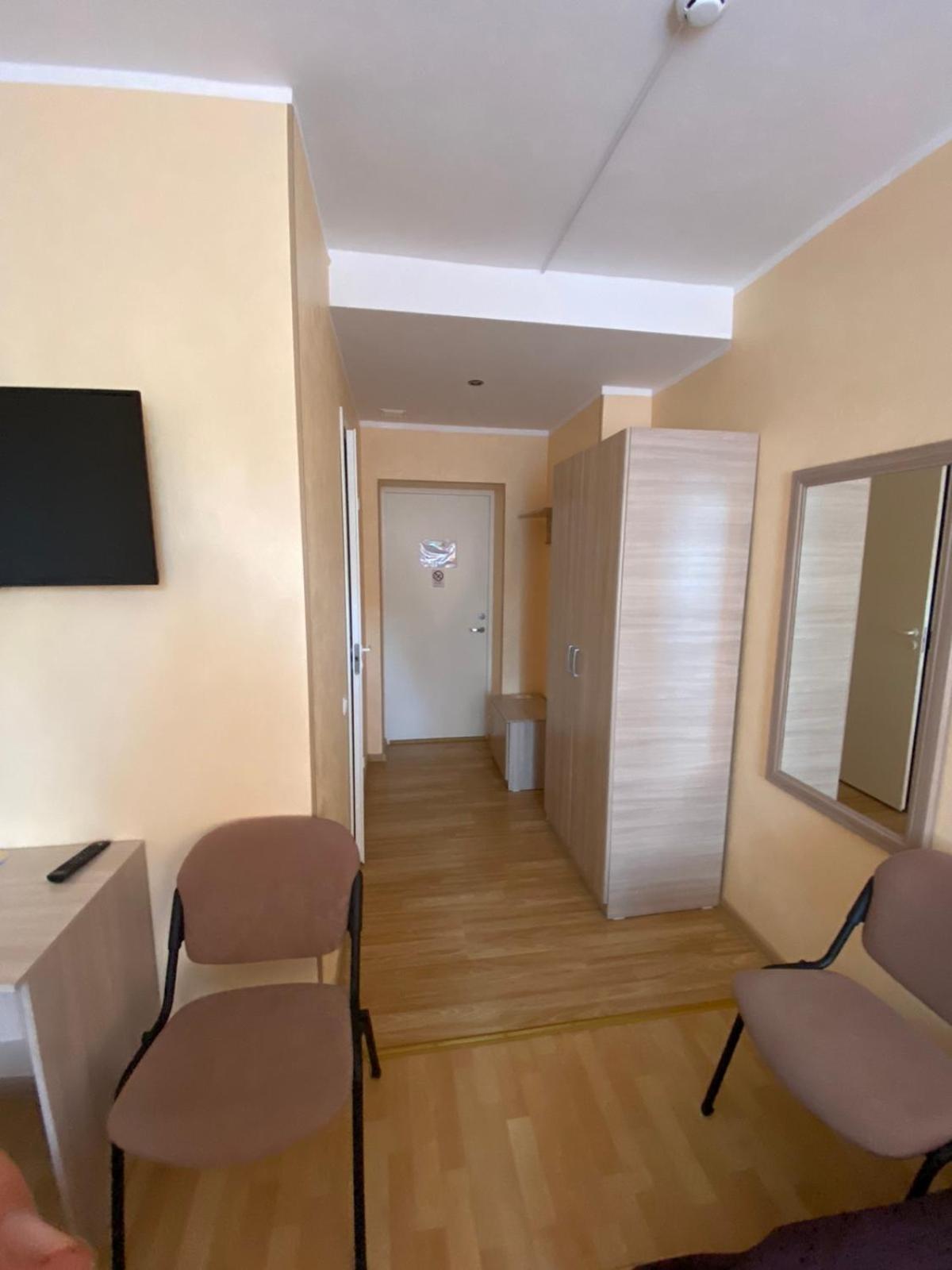 Laine Guesthouse 나르바죠수 외부 사진